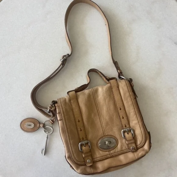 Vintage Fossil Maddox Pebbled Tan Leather Messenger Bag Purse